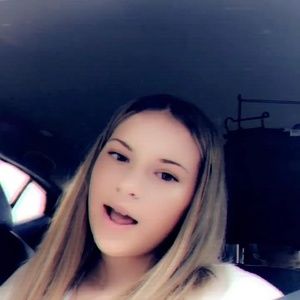 Meet your Posher, Tori